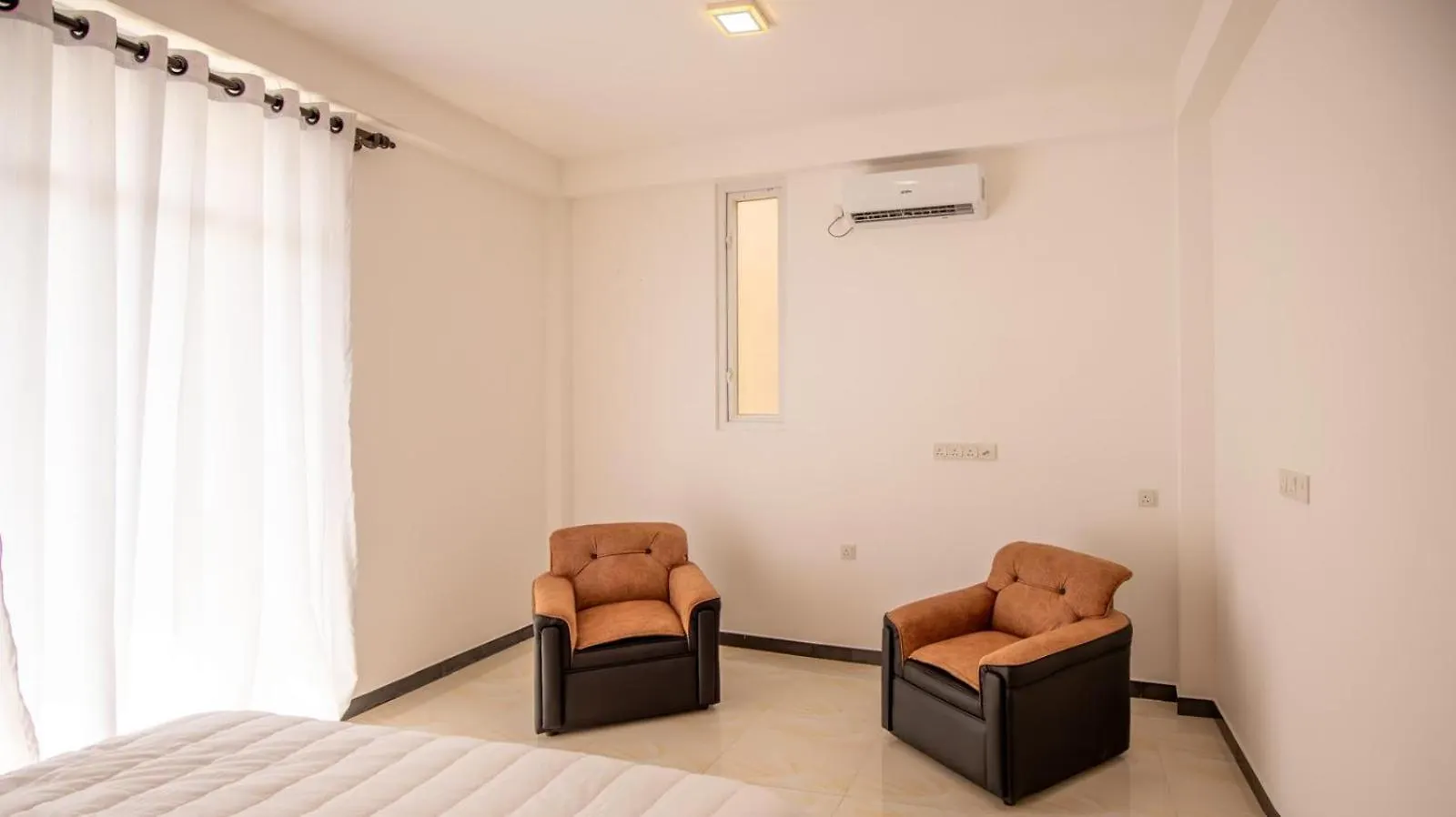 Airport Transit Hotel Negombo